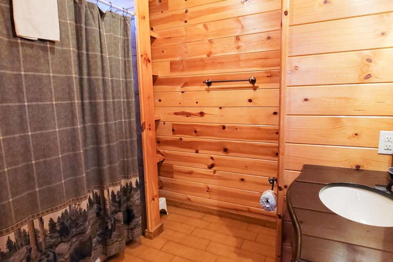 Treetop Tranquilty Севьервилл Экстерьер фото